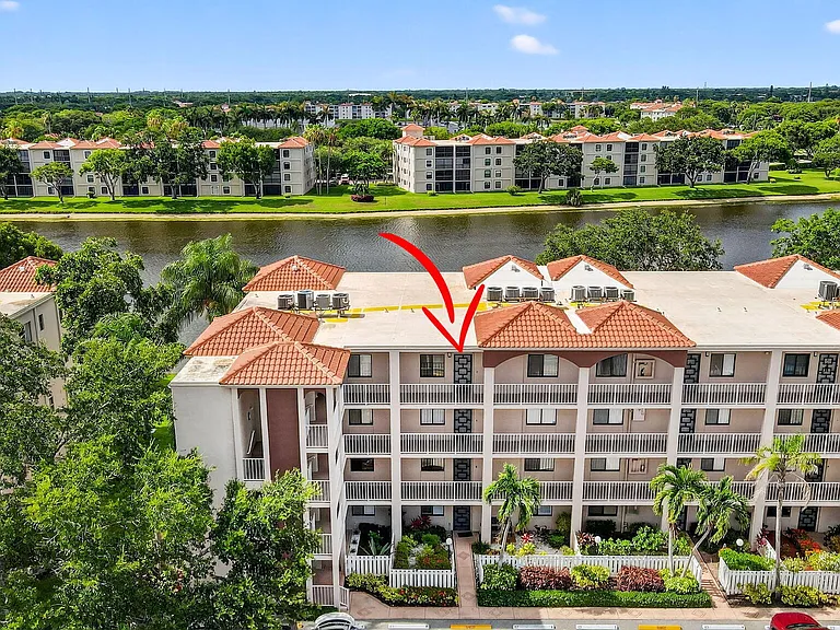 6193 Pointe Regal Cir #402 — Photo 36