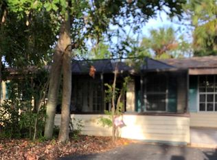 4653 Carson St NE, Saint Petersburg, FL 33703