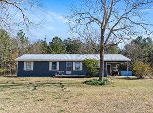 99 Lavell Slade Ln, Lumberton, MS 39455