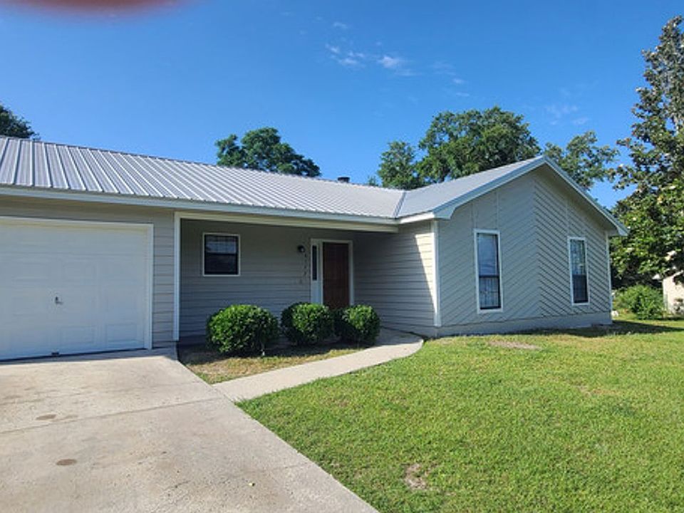 1st image of 4172 Pebble Creek Dr