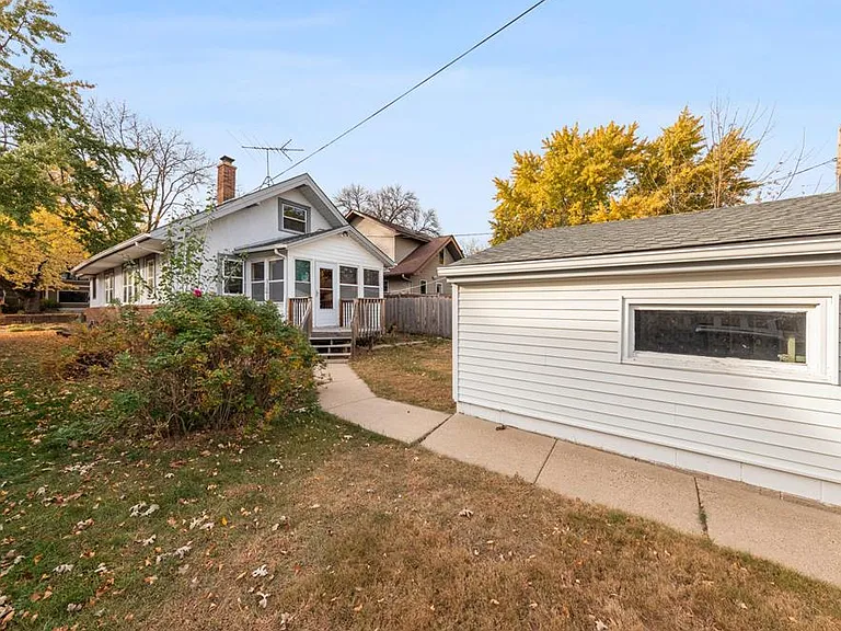 5009 Upton Ave S — Photo 13