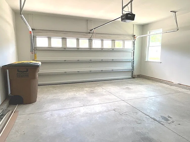 206 Holloway Hl — Photo 23