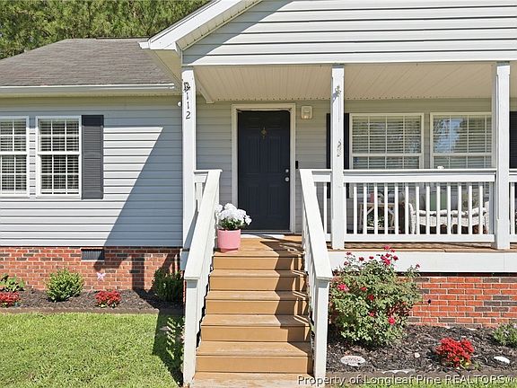 3rd image of 112 Hunter View Ln