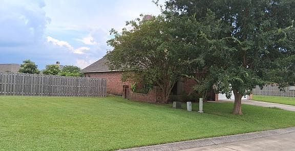 2nd image of 2858 Garden Lakes Ct