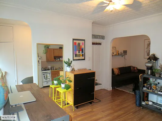 Rented by Native Real Estate LLC | media 28