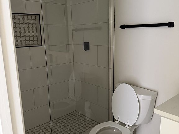 5th image of 112 Lullwater St #A