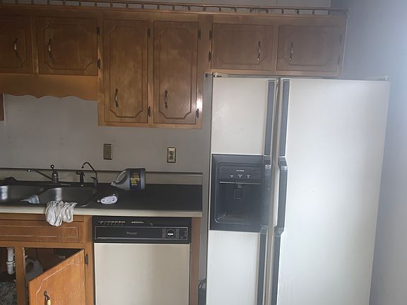 3rd image of 228 Jim Thorpe Dr
