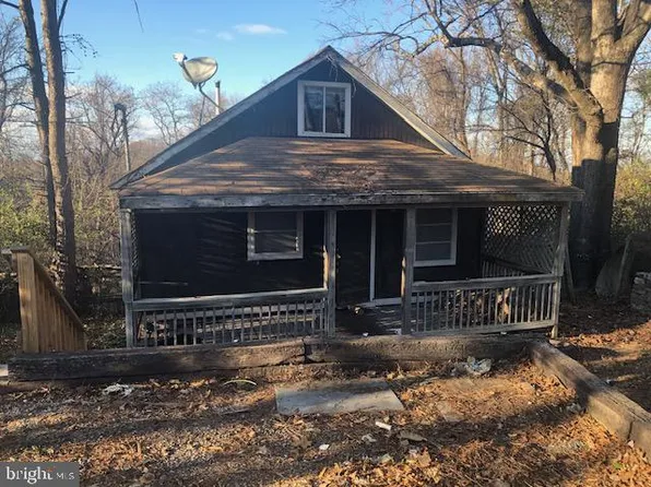 435 Pine Ridge Dr, Front Royal, VA 22630