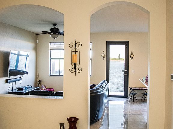 5th image of 8407 Lakeview Trl