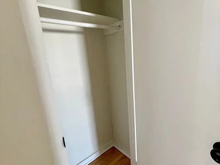 700 Pine St — Photo 11