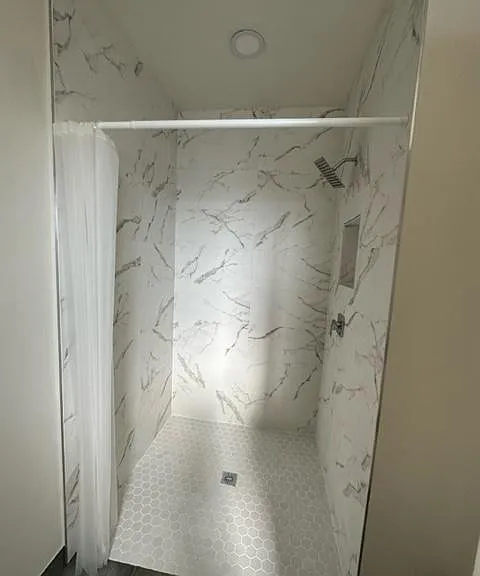 1642 W Brookdale Pl — Photo 10