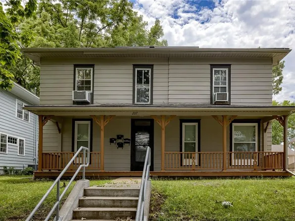 207 E Cedar St, Olathe, KS 66061