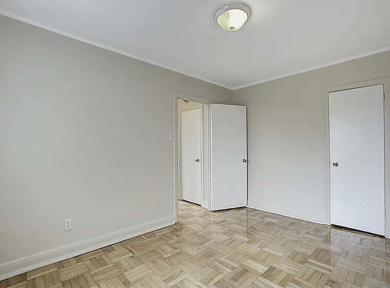 9 Crown Hill Pl — Photo 7