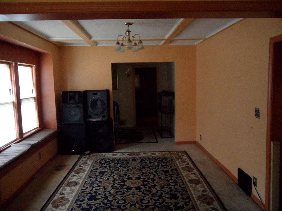 2nd image of 3408 Indiana Ave