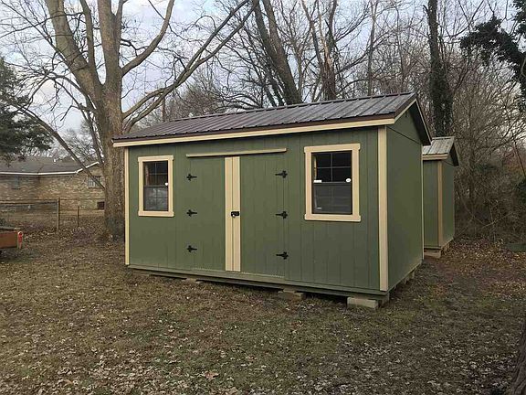 3rd image of 508 Hike Ave