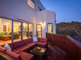 2 Snowcap Ct, Cedar Crest, NM 87008