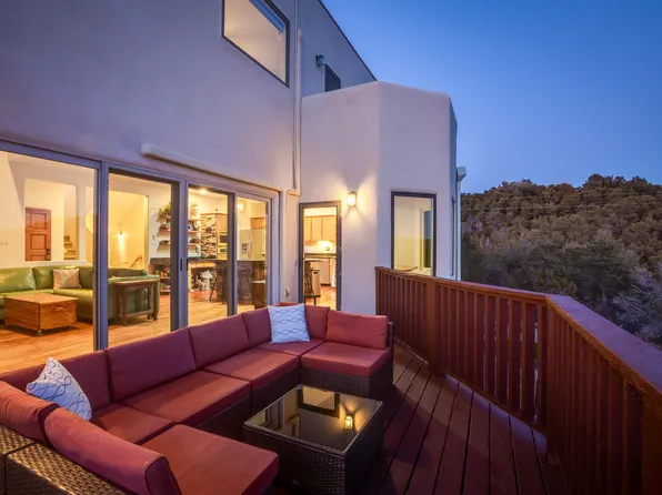 2 Snowcap Ct, Cedar Crest, NM 87008