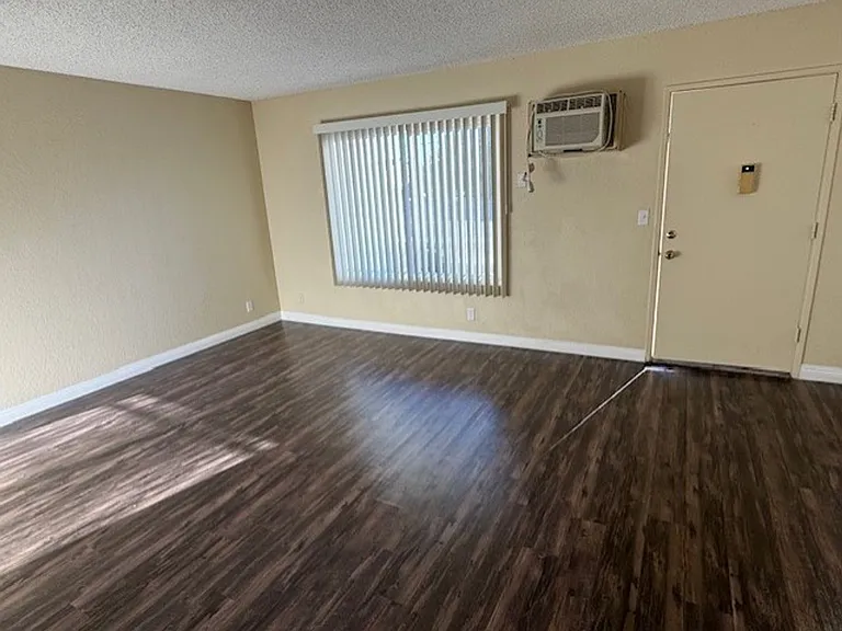 CEDAR 9421 — Photo 12