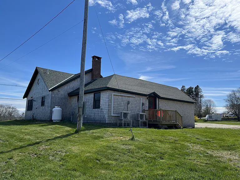 3 Morris Ave — Photo 31