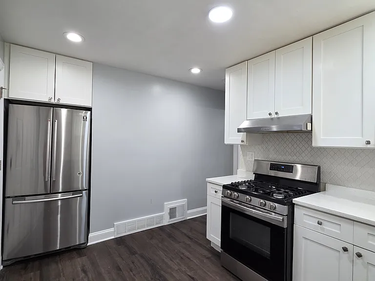 5231 W Henderson St #1 — Photo 7