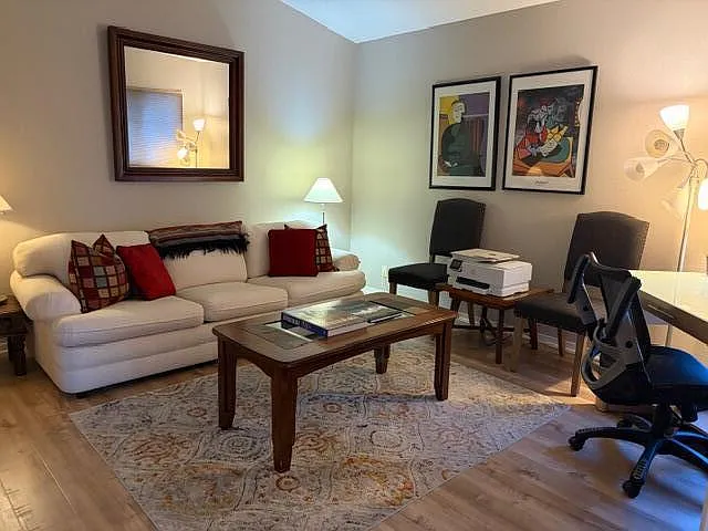 726 Vista Lago Dr N — Photo 28