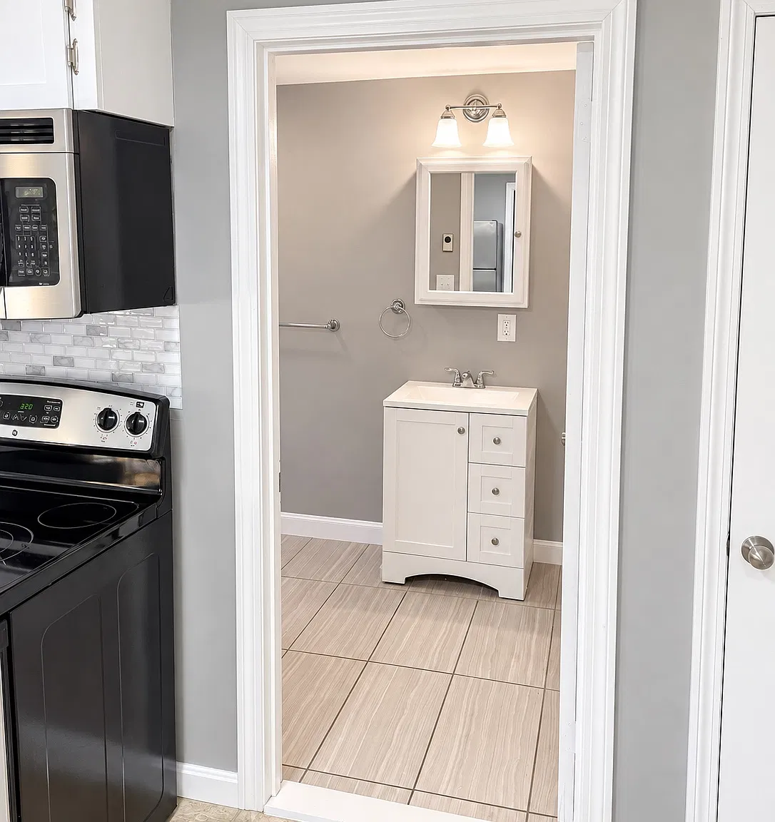 2 bed, 950 sqft, $2,500 — Photo 4