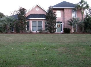 106 Lake Ridge Dr, Enterprise, AL 36330