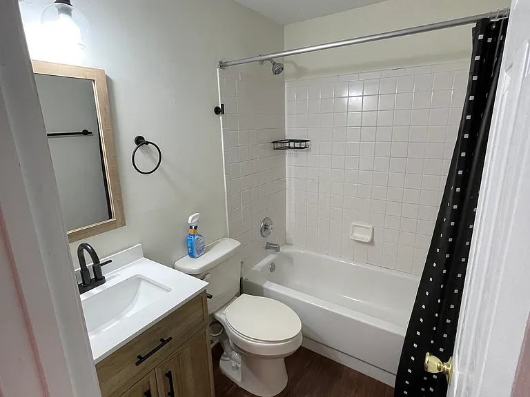 507 Stafford Glen Ct — Photo 20