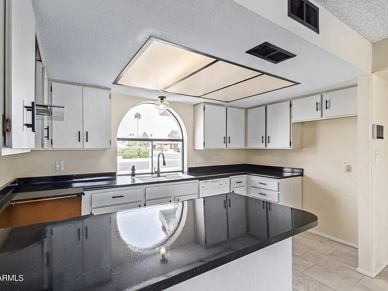 3917 W Juniper Ave — Photo 18