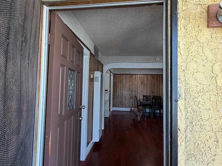 114 S Fresno St — Photo 37
