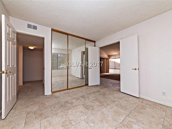 4th image of 4662 Green Canyon Dr