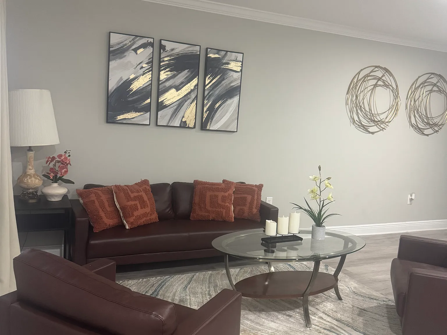 1 bed, 1000 sqft, $1,000 — Photo 1