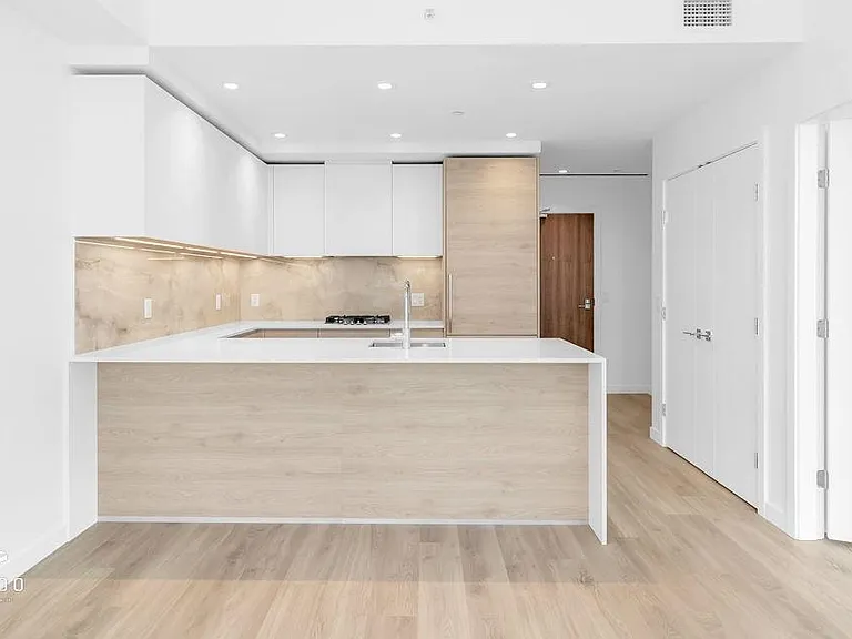 660 Quayside Dr #2905 — Photo 7
