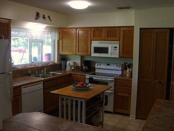 New Updated Kitchen!