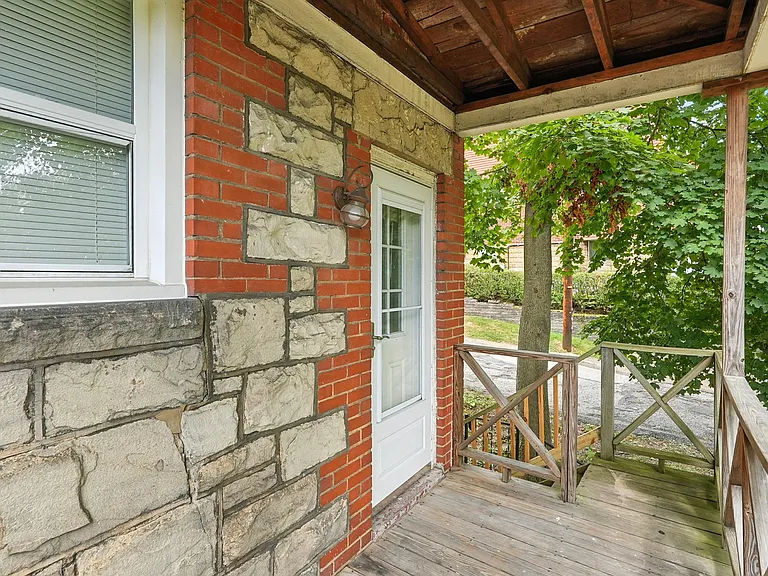 3229 Beacon Hill Ave — Photo 28