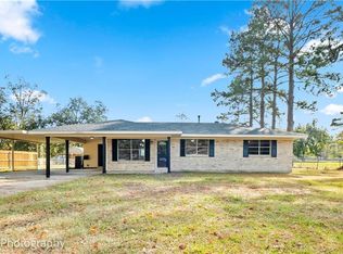 2013 Dixie St, Alexandria, LA 71303