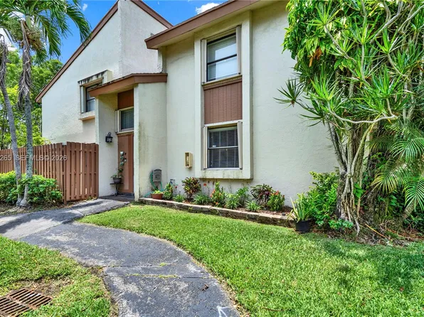 11490 SW 109th Rd #30F, Miami, FL 33176