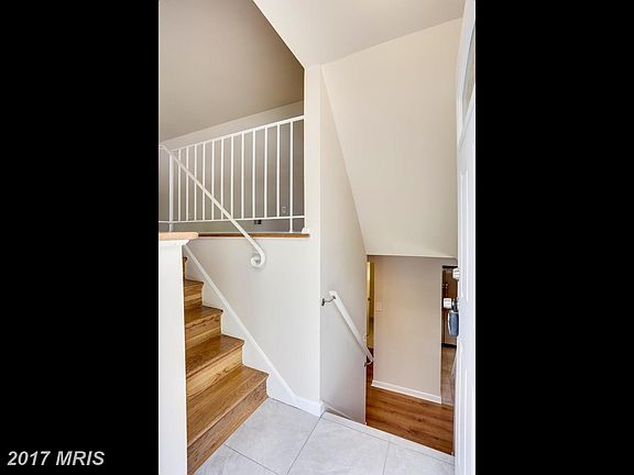 3rd image of 14722 Birchdale Ave