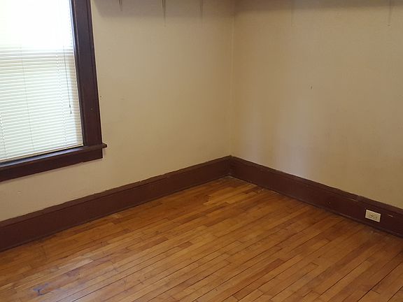5th image of 4501 Camden Ave N