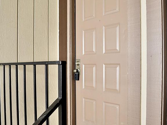 3rd image of 6294 Joaquin Murieta Ave APT D