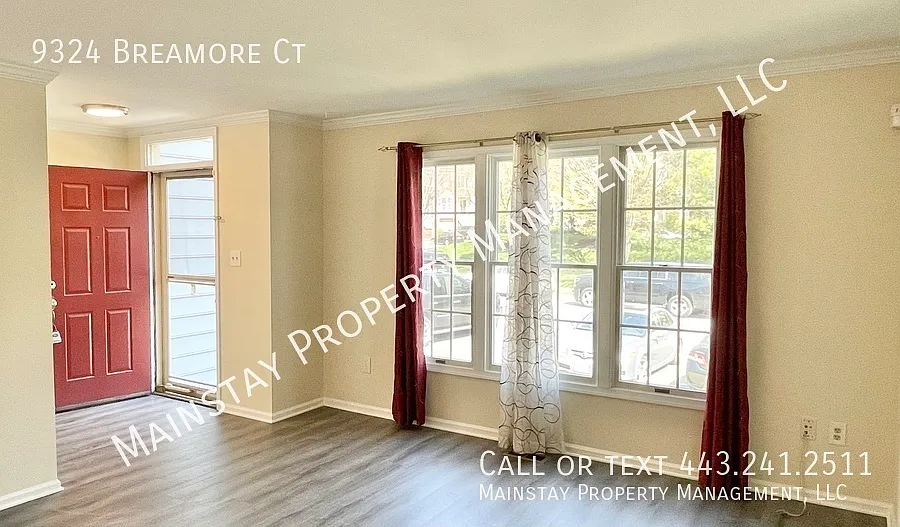 Spacious and Open 3 Bed 2.5 Bath Townhome in Howard County Laurel! — Photo 2
