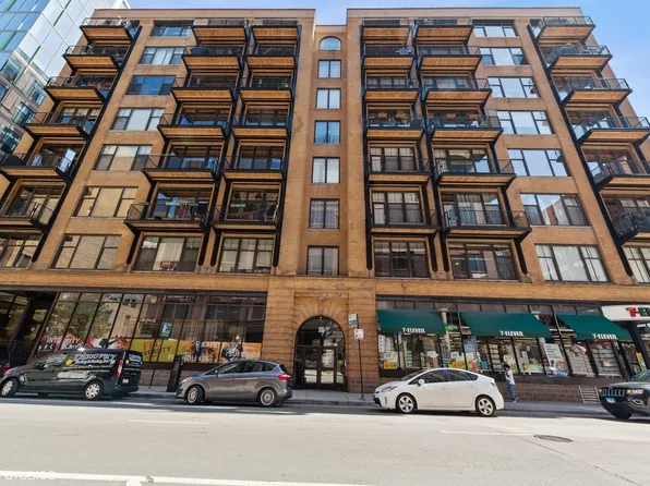 625 W Jackson Blvd APT 412, Chicago, IL 60661