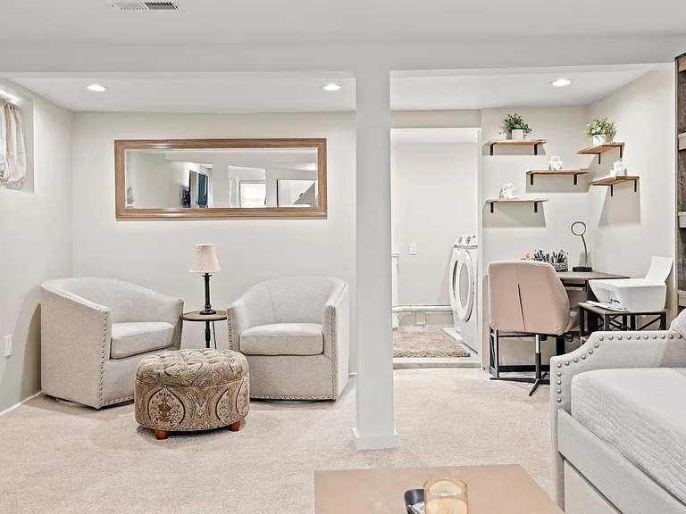 Seating area & desk.