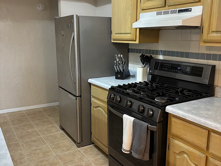 5709 Devon Ave — Photo 7