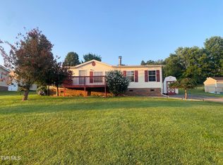 692 Oak Grove Rd, Gray, TN 37615