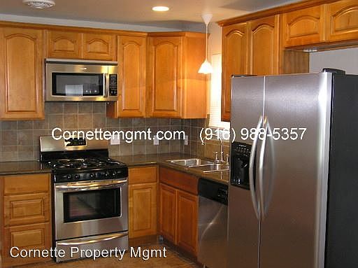 4th image of 7429 Carella Dr