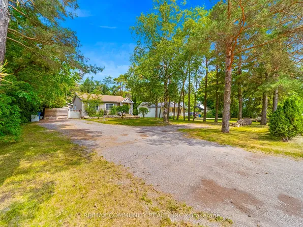 5154 Aurora Rd, Whitchurch Stouffville, ON L4A 3K1