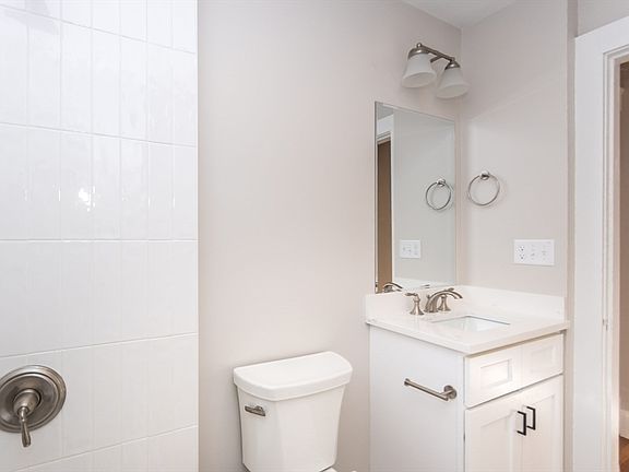 5th image of 78 Barbara Rd #1