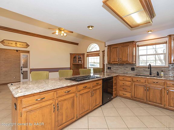 4th image of 7509 Yorkshire Ct