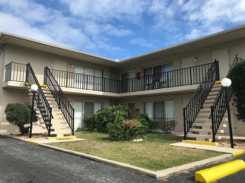 1st image of 2592 Tulane Ave APT 3